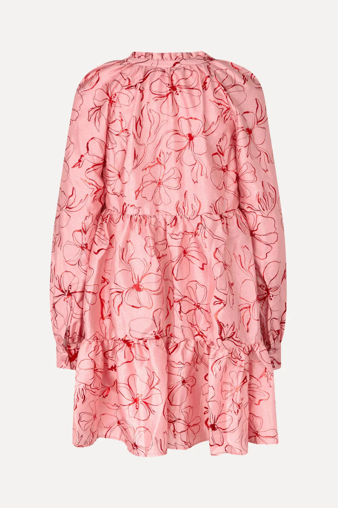 Tier Voluminous Foil Foliage